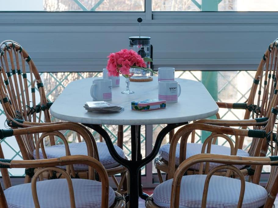 Le Joyau Des Parcs Classe 4 Etoiles Appartement Central Au Calme Avec Terrasse Βισύ Εξωτερικό φωτογραφία