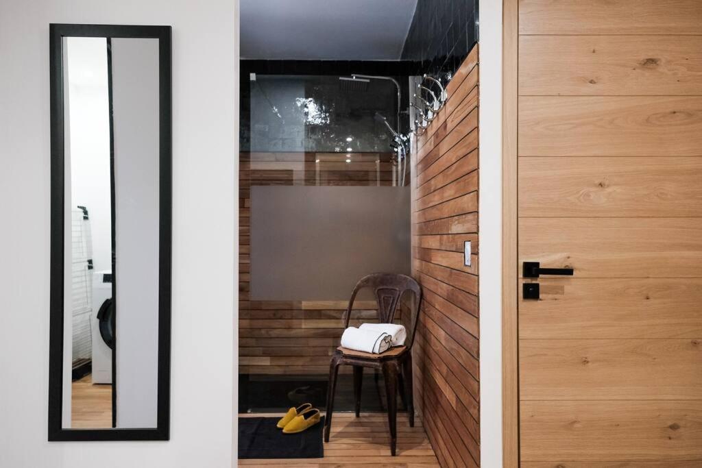 Le Joyau Des Parcs Classe 4 Etoiles Appartement Central Au Calme Avec Terrasse Βισύ Εξωτερικό φωτογραφία