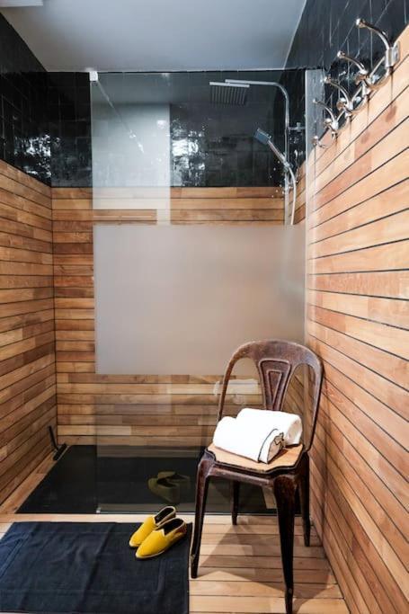 Le Joyau Des Parcs Classe 4 Etoiles Appartement Central Au Calme Avec Terrasse Βισύ Εξωτερικό φωτογραφία